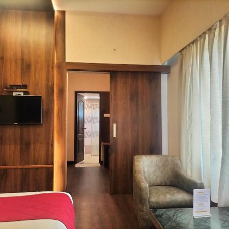 Zip By Spree Hotels Surabi International Vellore Esterno foto