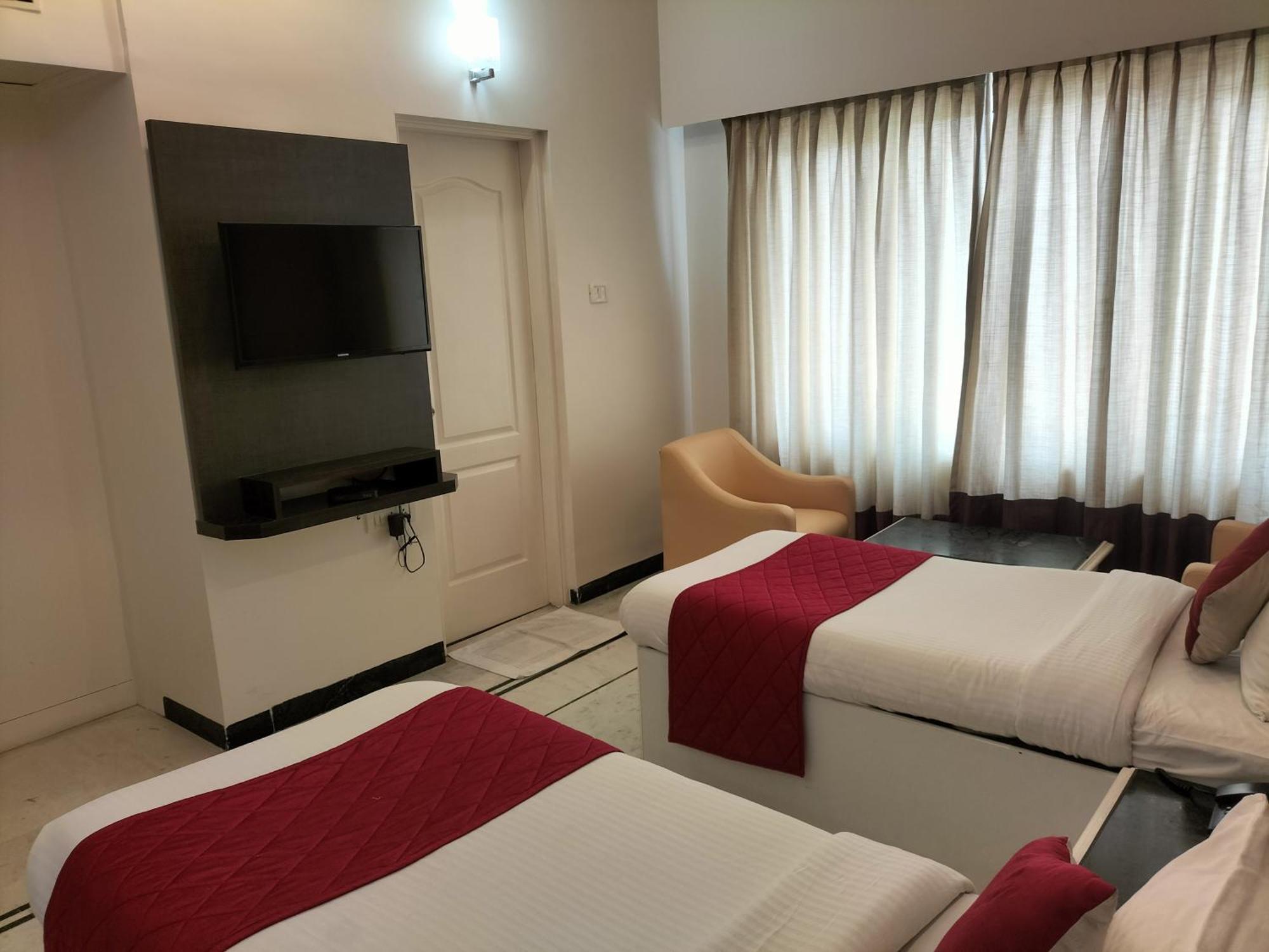 Zip By Spree Hotels Surabi International Vellore Esterno foto