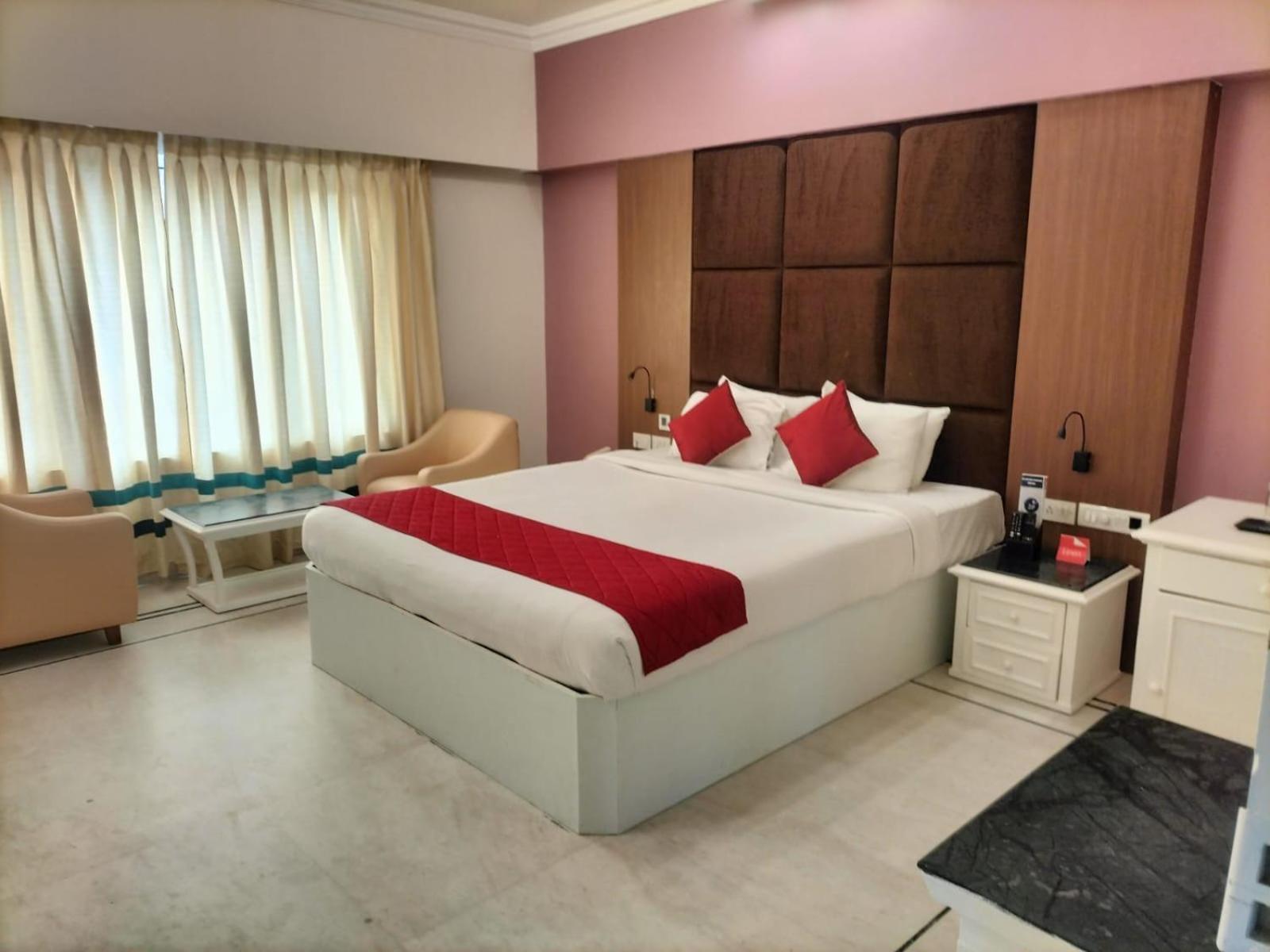 Zip By Spree Hotels Surabi International Vellore Esterno foto